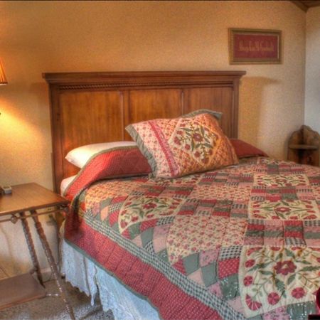 Little Main Street Inn 班纳埃尔克 外观 照片