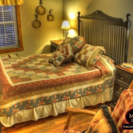 Little Main Street Inn 班纳埃尔克 外观 照片
