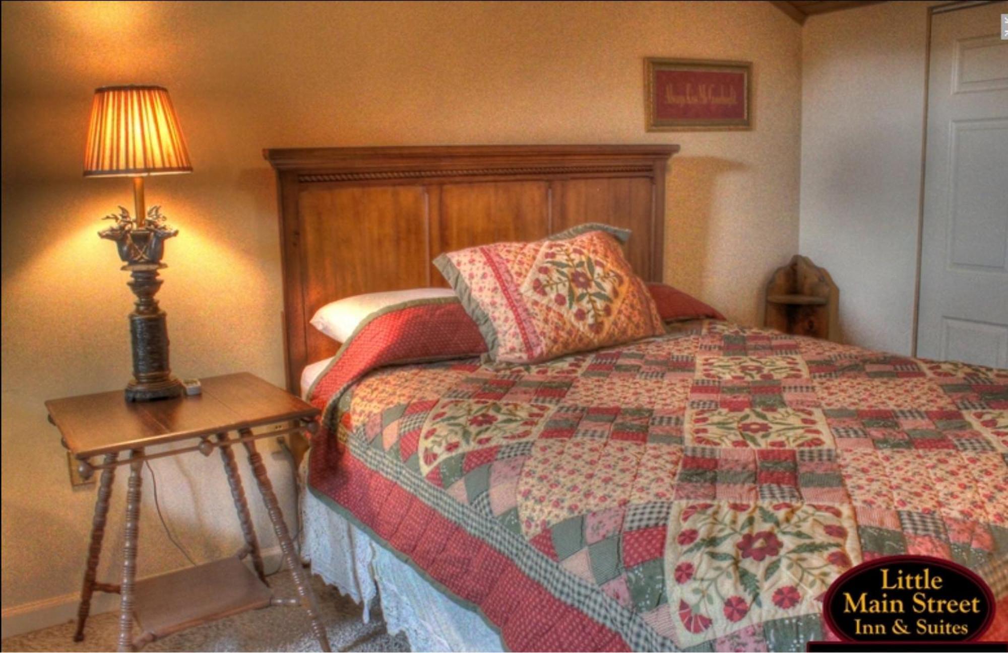 Little Main Street Inn 班纳埃尔克 外观 照片
